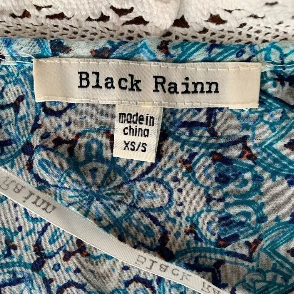 Black Rainn kimono. Size XS/ S - Picture 3 of 4